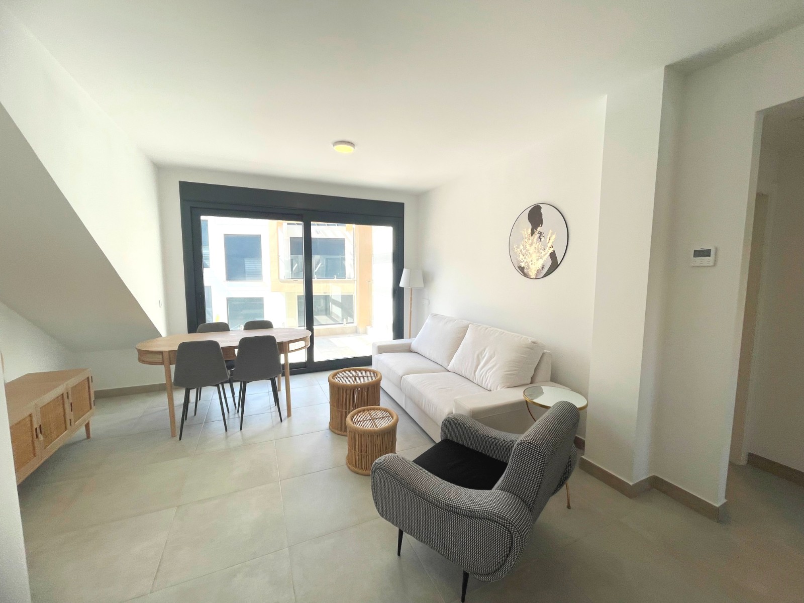 Apartament w Alicante, Hiszpania 2 sypialnie, 60 mkw. nr 146596