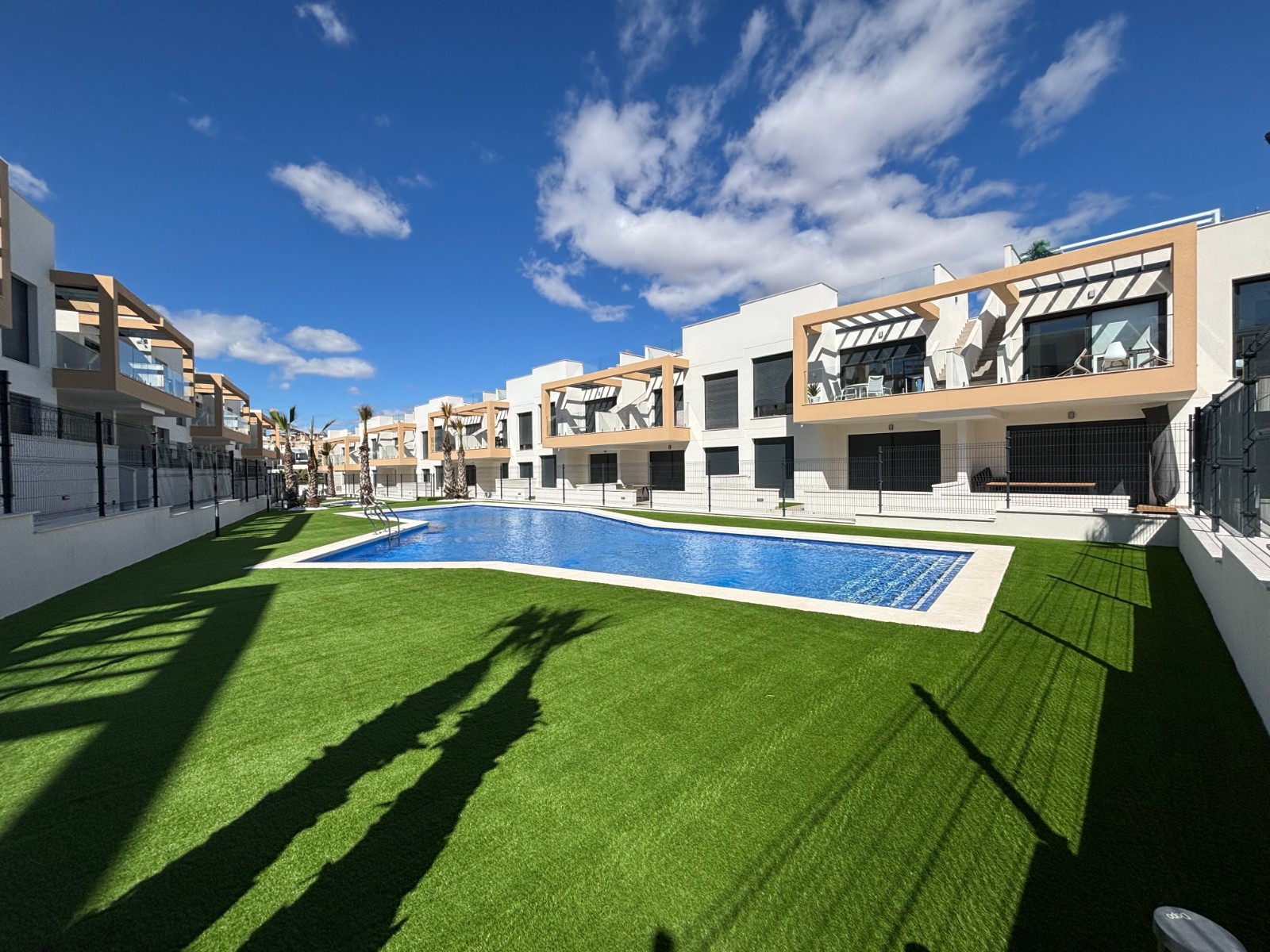 Apartament w Alicante, Hiszpania 2 sypialnie, 60 mkw. nr 146596