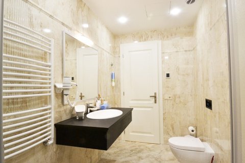 Villa for sale in Santa Ponsa, Mallorca, Spain 4 bedrooms, 400 sq.m. No. 148128 - photo 14