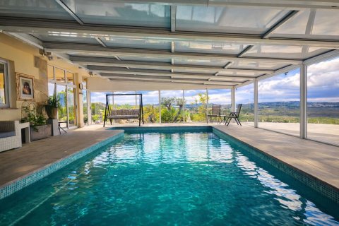 Villa for sale in Torremendo, Alicante, Spain 5 bedrooms, 250 sq.m. No. 149980 - photo 3