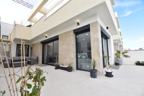 Villa for sale in Los Montesinos, Alicante, Spain 3 bedrooms, 108 sq.m. No. 149982 - photo 2
