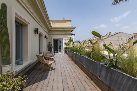 Ático en venta en Barcelona, España 3 dormitorios, 210 m2 No. 150250 - foto 12