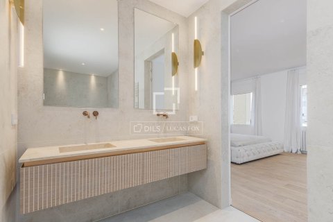 Ático en venta en Barcelona, España 3 dormitorios, 210 m2 No. 150250 - foto 29