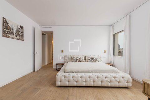 Ático en venta en Barcelona, España 3 dormitorios, 210 m2 No. 150250 - foto 24
