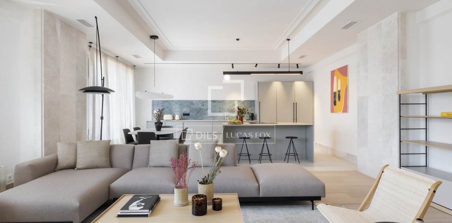 Wohnung in Barcelona, Spanien 4 Schlafzimmer, 185 m2 Nr. 150245