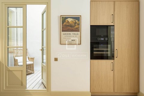 Apartment à vendre à Barcelona, Espagne, 3 chambres, 200 m2 No. 150249 - photo 4