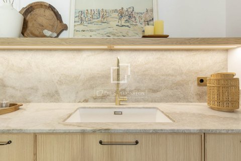 Apartment à vendre à Barcelona, Espagne, 3 chambres, 200 m2 No. 150249 - photo 3