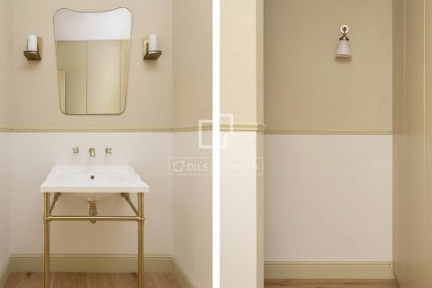 Apartment à vendre à Barcelona, Espagne, 3 chambres, 200 m2 No. 150249 - photo 19