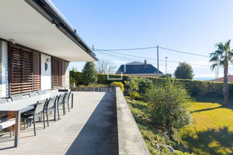 Villa for sale in Tiana, Barcelona, Spain 5 bedrooms, 848 sq.m. No. 150247 - photo 30