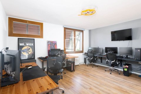 Villa for sale in Tiana, Barcelona, Spain 5 bedrooms, 848 sq.m. No. 150247 - photo 16