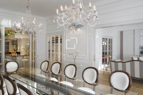 Ático en venta en Barcelona, España 6 dormitorios, 551 m2 No. 150246 - foto 19