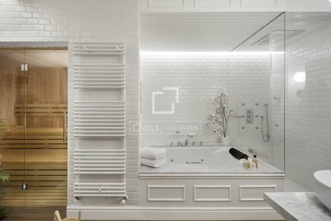 Ático en venta en Barcelona, España 6 dormitorios, 551 m2 No. 150246 - foto 23