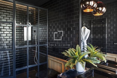 Ático en venta en Barcelona, España 6 dormitorios, 551 m2 No. 150246 - foto 9