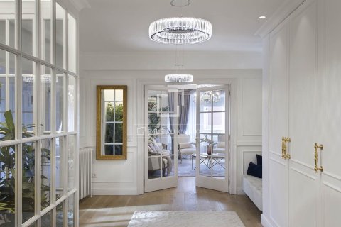 Ático en venta en Barcelona, España 6 dormitorios, 551 m2 No. 150246 - foto 15