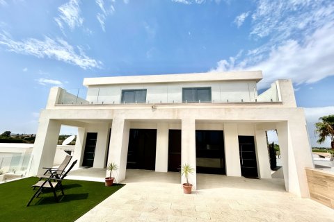 Villa for sale in Los Montesinos, Alicante, Spain 8 bedrooms, 377 sq.m. No. 194566 - photo 2
