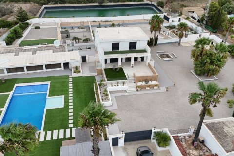 Villa in Los Montesinos, Alicante, Spain 8 bedrooms, 377 sq.m. No. 194566