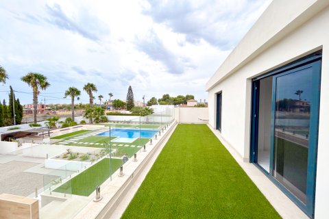 Villa for sale in Los Montesinos, Alicante, Spain 8 bedrooms, 377 sq.m. No. 194566 - photo 7