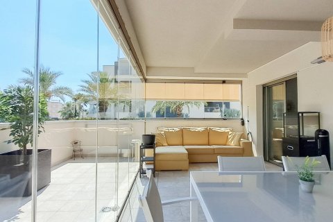 Apartment à Los Dolses, Alicante, Espagne 3 chambres, 72 m2 No. 194569
