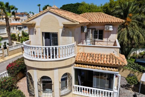 Villa in vendita a Alicante, Spagna 3 camere da letto, 184 mq. N° 194563 - foto 5