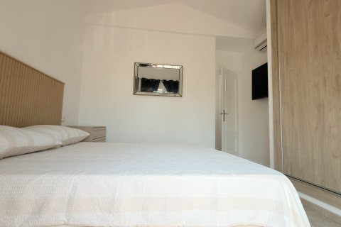 Villa in vendita a Alicante, Spagna 3 camere da letto, 184 mq. N° 194563 - foto 29