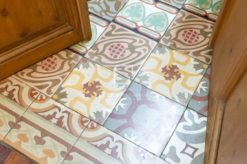 Lägenhet till salu i Barcelona, Spanien 2 sovrum, 175 kvm. Nr. 150377 - foto 4