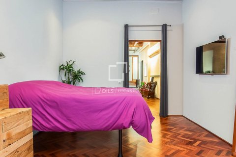 Lägenhet till salu i Barcelona, Spanien 2 sovrum, 175 kvm. Nr. 150377 - foto 11