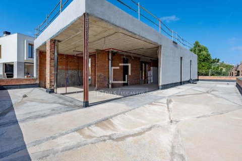 Villa en venta en Esplugues de Llobregat, Barcelona, España 5 dormitorios, 552 m2 No. 150381 - foto 15