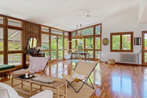Villa for sale in Vilanova i la Geltru, Barcelona, Spain 5 bedrooms, 320 sq.m. No. 150382 - photo 23