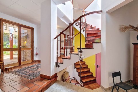 Villa for sale in Vilanova i la Geltru, Barcelona, Spain 5 bedrooms, 320 sq.m. No. 150382 - photo 21