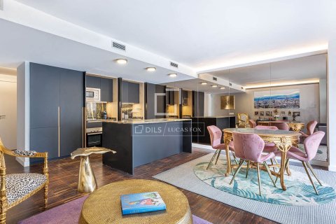 Dzīvoklis pārdošanā Barcelona, Spānijā 2 istabas, 129 m2 Nr. 150379 - attēls 3