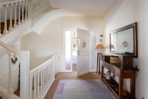 Villa for sale in Cabrils, Barcelona, Spain 5 bedrooms, 520 sq.m. No. 150383 - photo 11