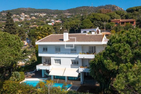 Villa a Cabrils, Barcelona, Spagna 5 camere da letto, 520 mq. N° 150383