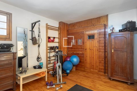 Villa for sale in Cabrils, Barcelona, Spain 5 bedrooms, 520 sq.m. No. 150383 - photo 27