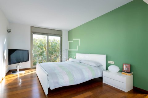 Huvila myytävänä Vallromanes, Barcelona, Espanja, 4 makuuhuonetta, 400 m2 No. 150378 - kuva 28