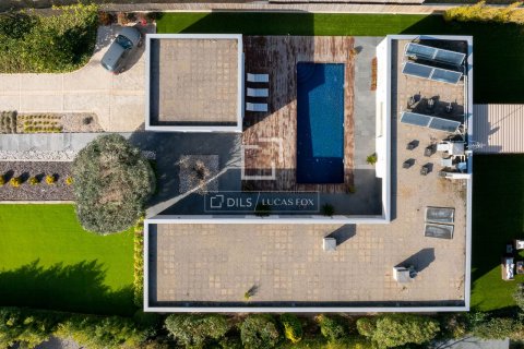 Villa for sale in Vallromanes, Barcelona, Spain 4 bedrooms, 400 sq.m. No. 150378 - photo 6