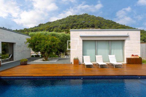 Huvila myytävänä Vallromanes, Barcelona, Espanja, 4 makuuhuonetta, 400 m2 No. 150378 - kuva 21