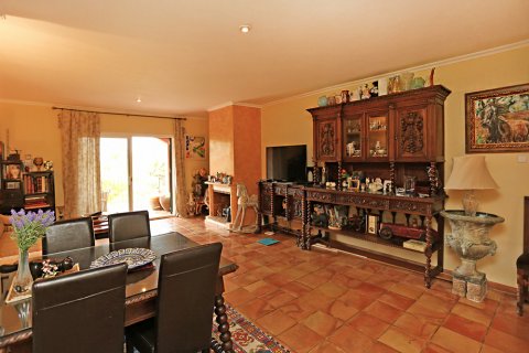 Apartment for sale Santa Ponsa, Mallorca, Spain 2 bedrooms, 120 sq.m. No. 109914 - photo 2