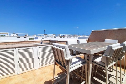 Duplex for sale in Torre de la Horadada, Alicante, Spain 3 bedrooms, 172 sq.m. No. 154998 - photo 28
