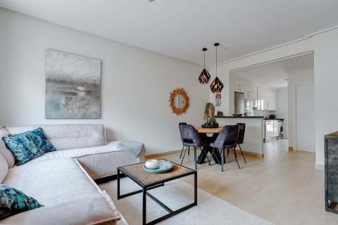 Duplex for sale in Torre de la Horadada, Alicante, Spain 3 bedrooms, 172 sq.m. No. 154998 - photo 5