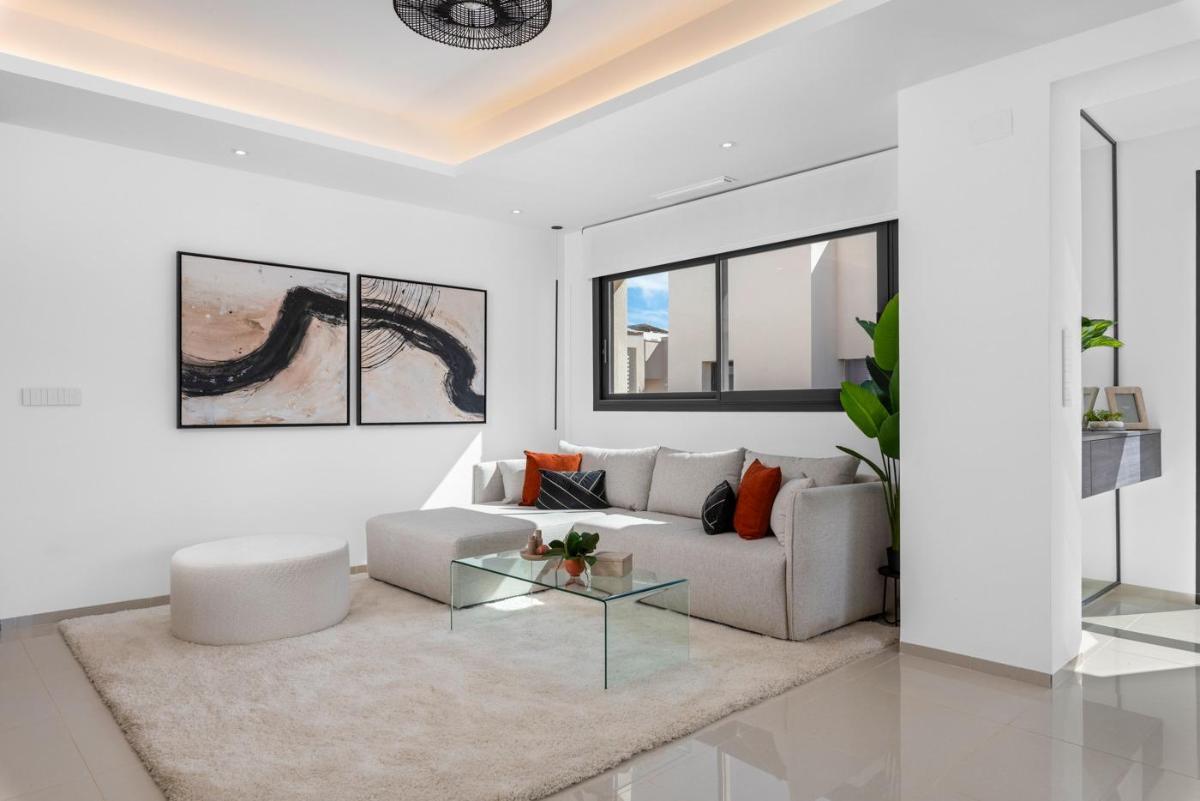 Villa à Ciudad Quesada, Alicante, Espagne 3 chambres, 147 m2 No. 97049