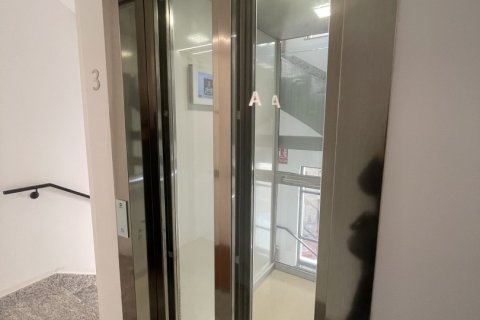 Wohnung zur Miete in Leon, Spanien 3 Schlafzimmer, 171 m2 Nr. 196521 - Foto 3
