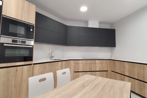 Wohnung zur Miete in Leon, Spanien 3 Schlafzimmer, 171 m2 Nr. 196521 - Foto 7