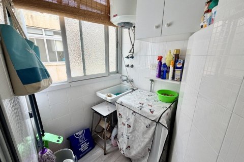 Apartment for sale in Guardamar del Segura, Alicante, Spain 3 bedrooms, 74 sq.m. No. 188919 - photo 11