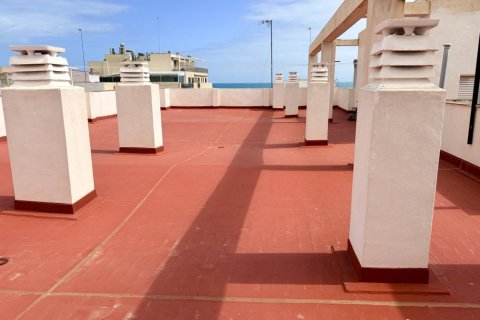 Apartment for sale in Guardamar del Segura, Alicante, Spain 3 bedrooms, 74 sq.m. No. 188919 - photo 17