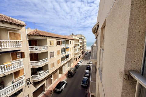 Apartment for sale in Guardamar del Segura, Alicante, Spain 3 bedrooms, 74 sq.m. No. 188919 - photo 4