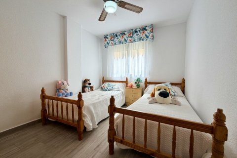 Apartment for sale in Guardamar del Segura, Alicante, Spain 3 bedrooms, 74 sq.m. No. 188919 - photo 5