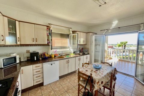 Huvila myytävänä Ciudad Quesada, Alicante, Espanja, 4 makuuhuonetta, 300 m2 No. 188920 - kuva 13