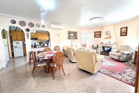 Villa à vendre à Playa Flamenca II, Alicante, Espagne, 3 chambres, 105 m2 No. 188922 - photo 6