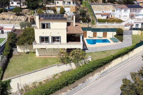 Villa for sale in Lloret de Mar, Girona, Spain 4 bedrooms, 323 sq.m. No. 177209 - photo 8