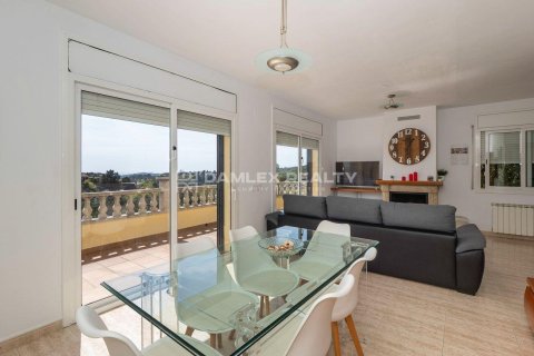 Villa for sale in Lloret de Mar, Girona, Spain 4 bedrooms, 323 sq.m. No. 177209 - photo 9